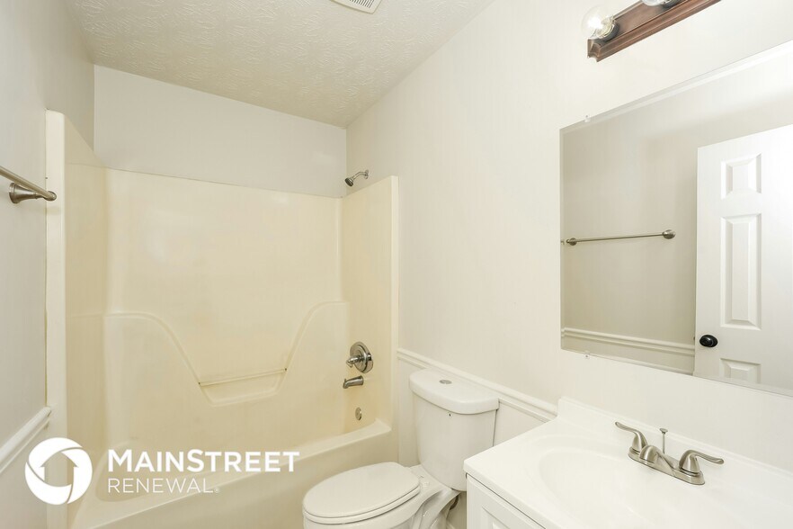 Building Photo - 135 Briarcliff Pl