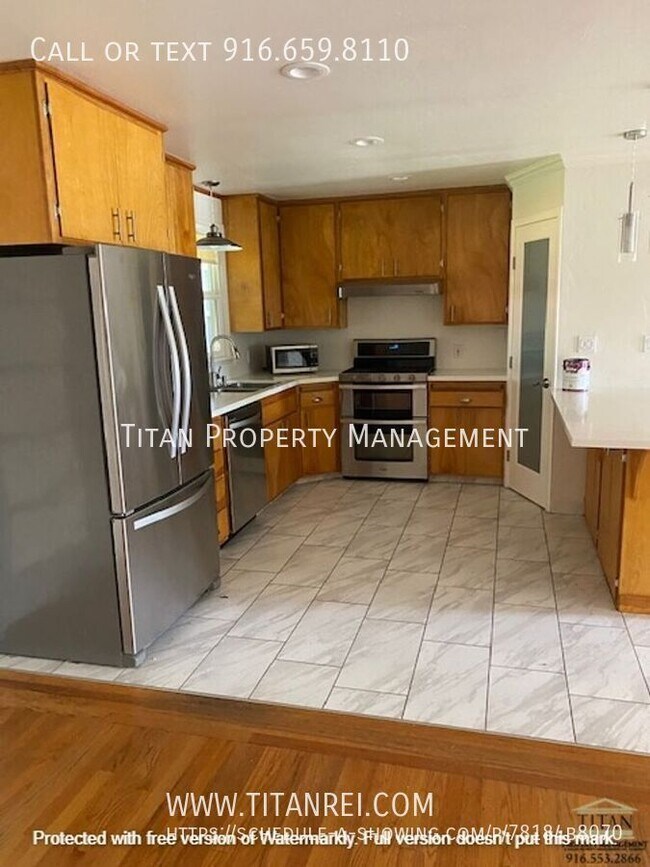 Building Photo - 730 Watt Ave