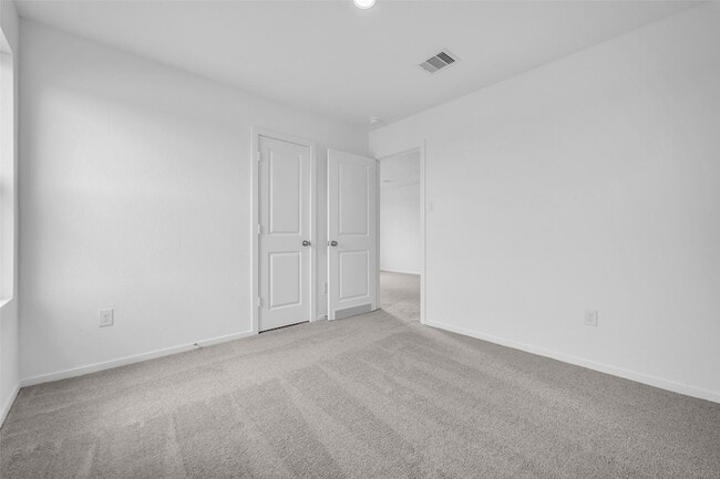 Building Photo - 26710 Willow Ln