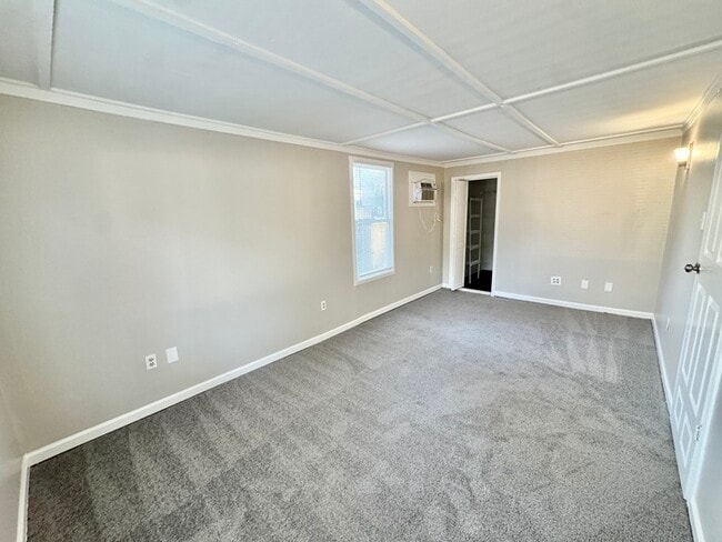 Building Photo - 4093 Barron Ave