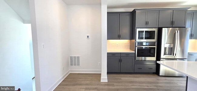 Building Photo - 1726 Blacksmith Wy