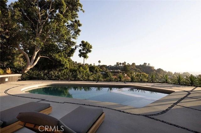 Building Photo - 9015 Alto Cedro Dr