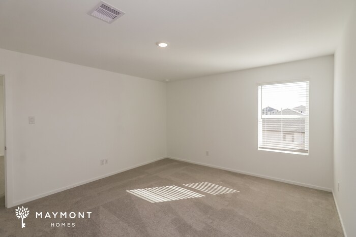 Building Photo - 3072 Fantasy Ter Dr