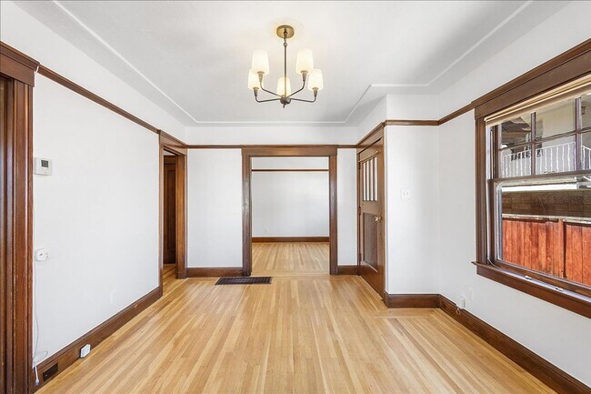 Building Photo - CLINTON AVE 2134-2138