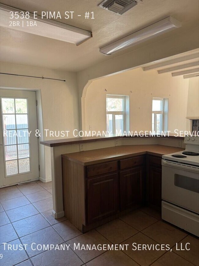 Building Photo - 3538 E Pima St