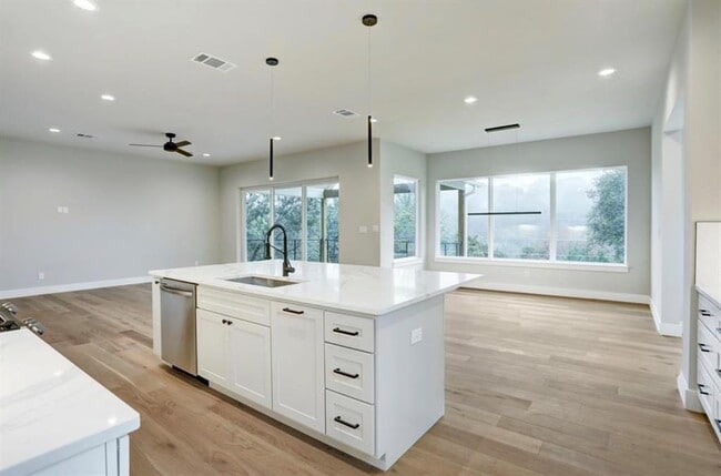 Building Photo - 2603 Nocona Trail
