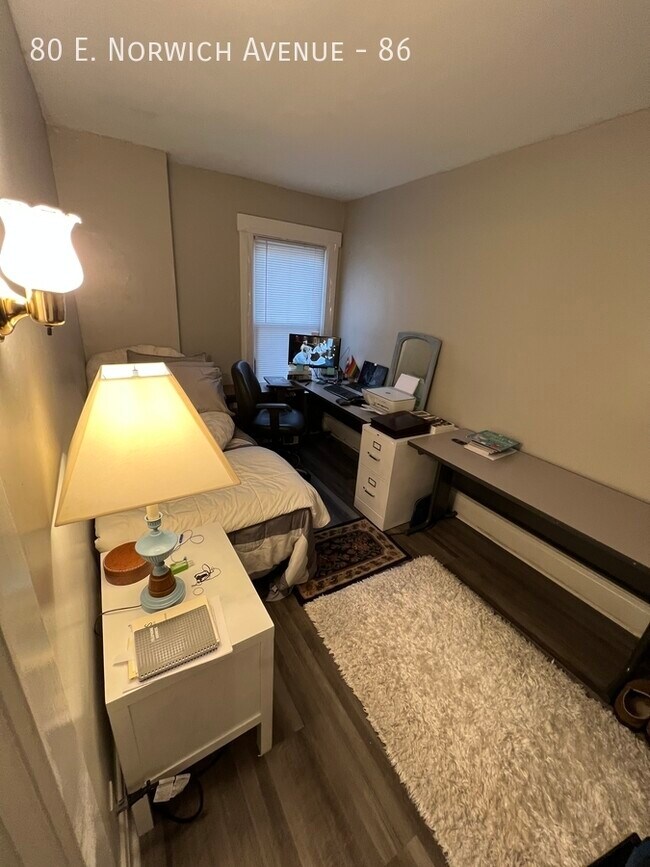 Building Photo - Awesome 2 Beds 1 Bath on Norwich!