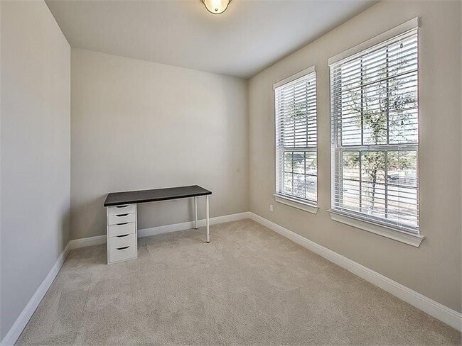 Building Photo - 15601 Cabrillo Way
