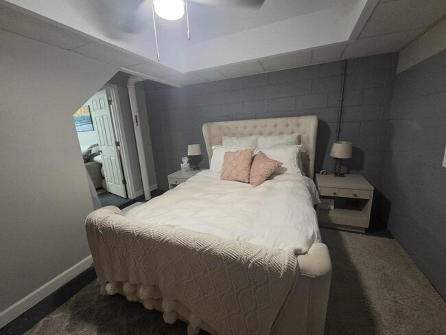 Building Photo - 100 9th Ave