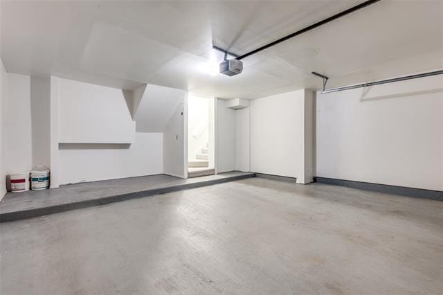 Building Photo - 2201 Wolf St