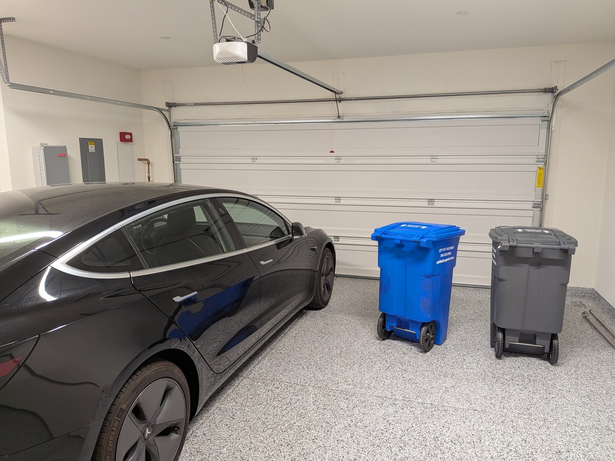 Building Photo - 2524 Elderberry Ln