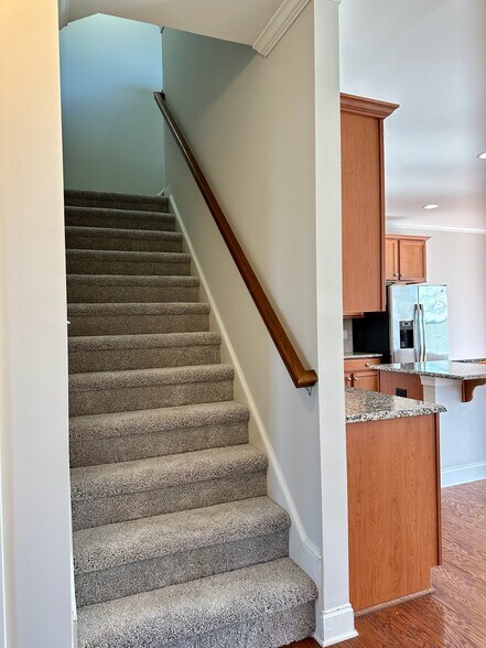 Building Photo - 7637 Weathered Oak Way