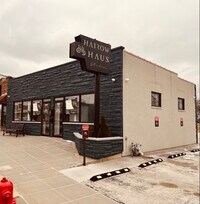 Building Photo - 3423 Ridge Rd