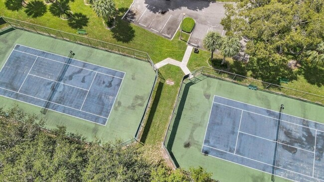 Building Photo - 3350 Jaywood Terrace