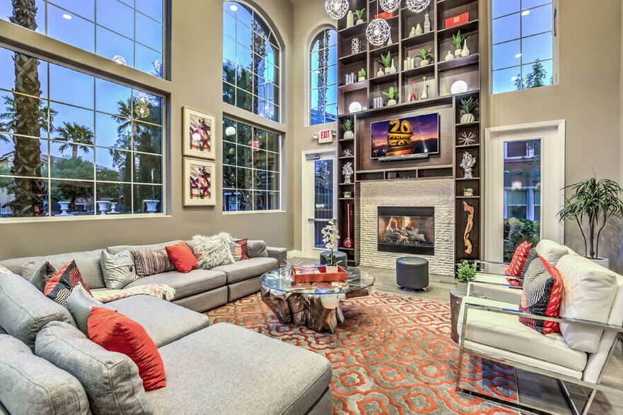 Primary Photo - Tivoli