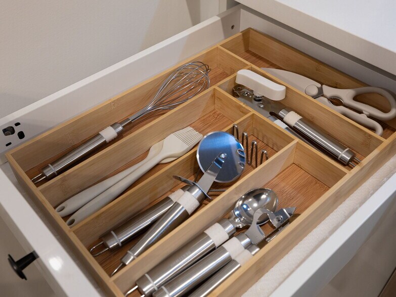 Building Photo - 193 Salem St