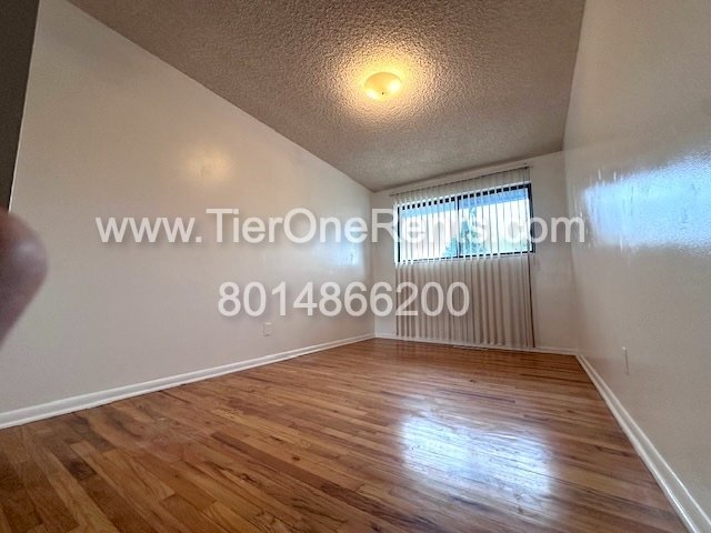 Building Photo - NO DEPOSIT option available for qualified renters!