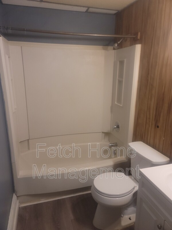 Building Photo - 19 S 19th St