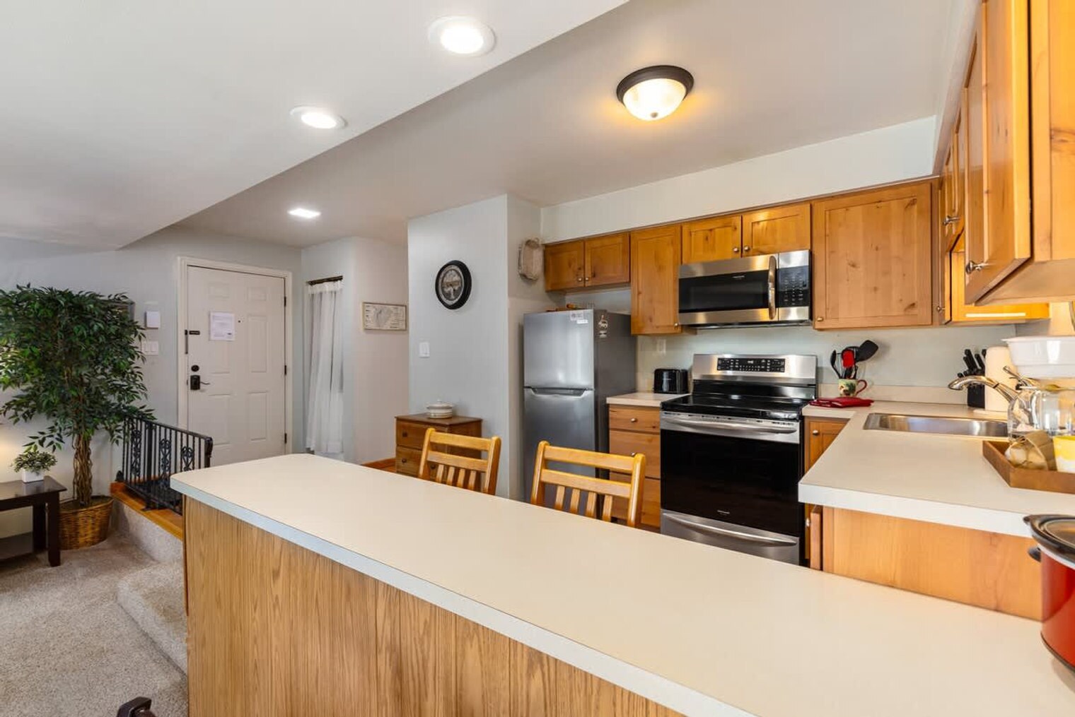 Building Photo - 246 Broken Lance Dr