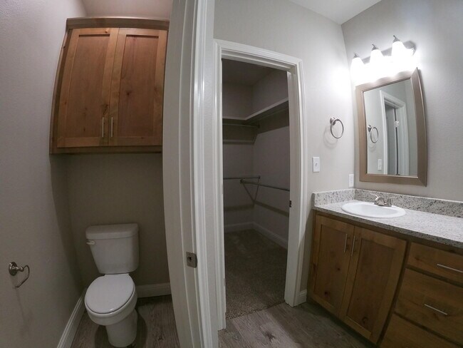 Building Photo - 2713 138th St