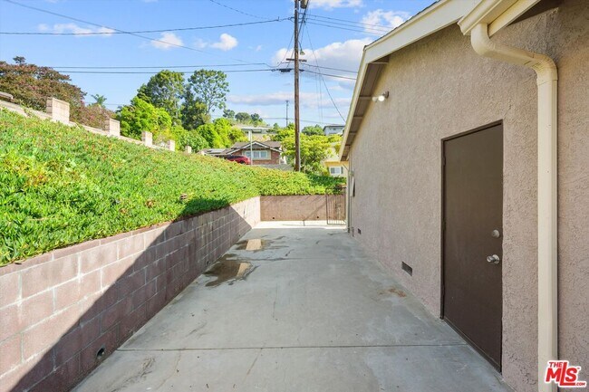 Building Photo - 1200 Windover Way