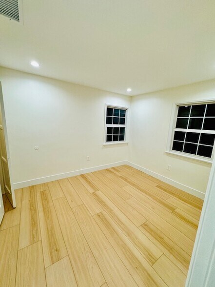 Building Photo - 8311 Kittyhawk Ave