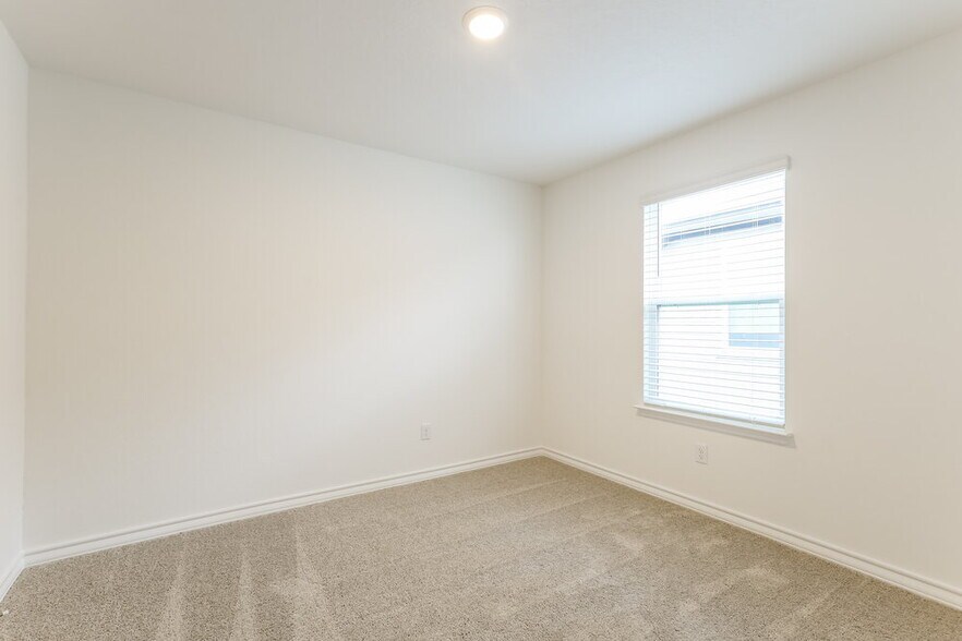 Building Photo - 10407 Monte Carmel Pl