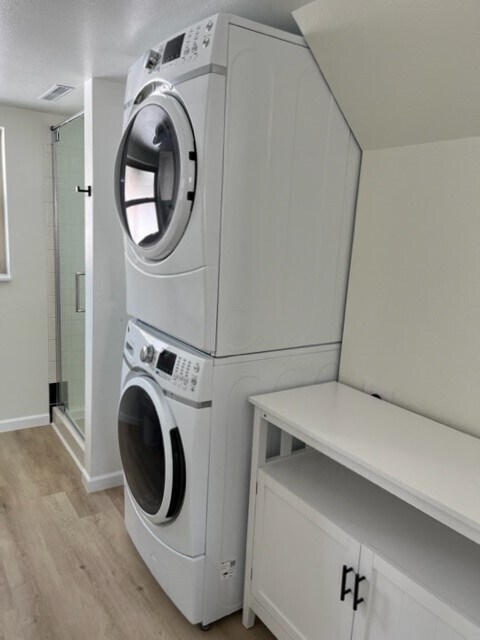 Building Photo - 5303 Meadowgreen Dr