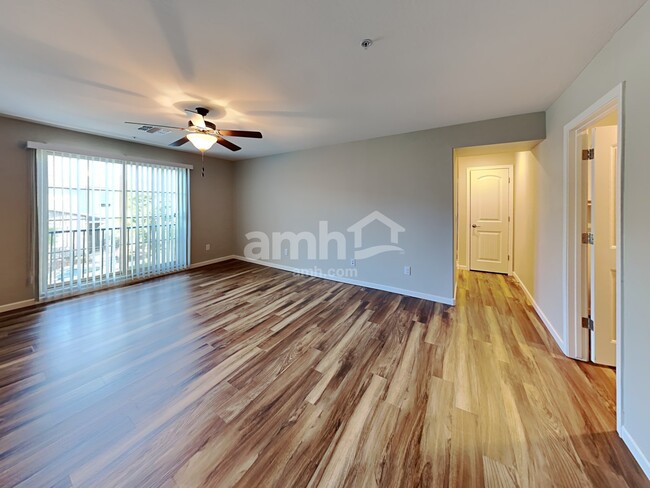 Building Photo - 20701 W Stone Hill Road