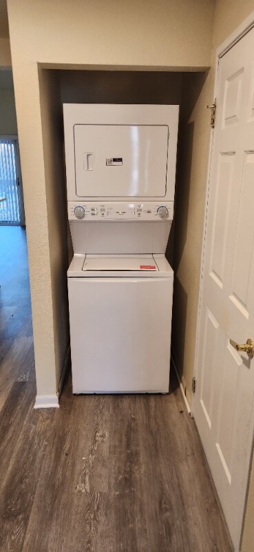 Building Photo - 10085 W Lisbon Ave