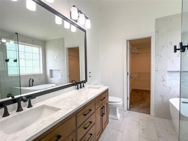 Building Photo - 585 Sable View Ln