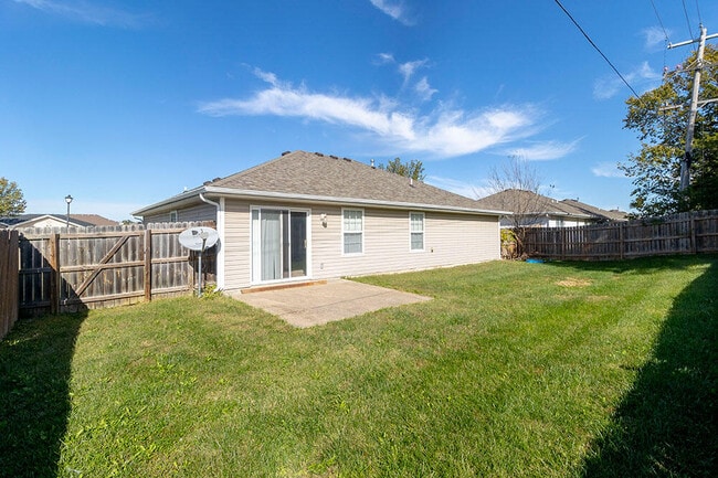 Building Photo - 1602 Typhoon Dr