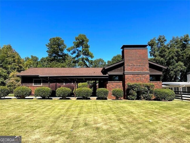 Primary Photo - 331 N Coleman Rd
