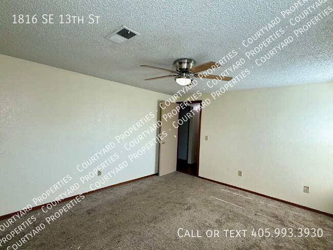 Building Photo - 1816 SE 13th St