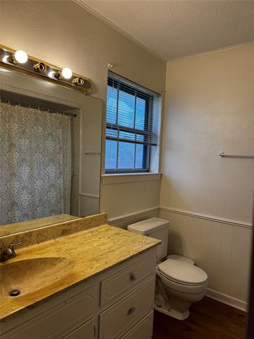 Building Photo - 3205 Pin Oak Dr
