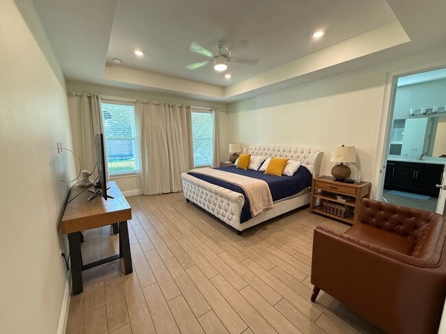 Building Photo - 7 bedroom/6 bath Dr. Phillips Home