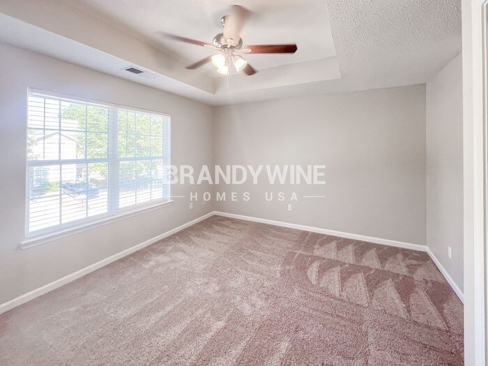 Building Photo - 2258 Nicole Dr