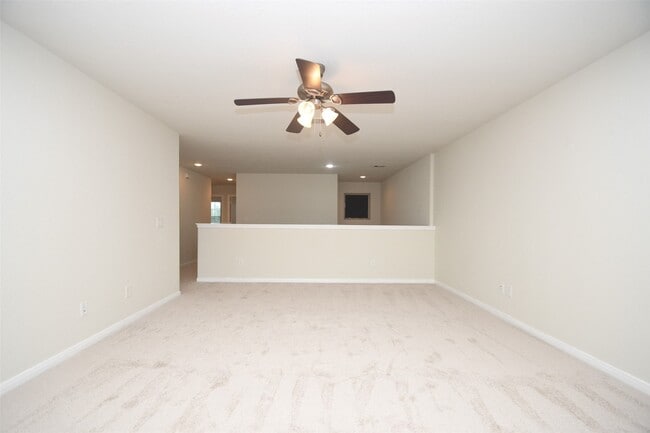 Building Photo - 16614 Spirit Lake Ct