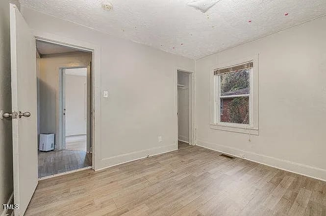 Building Photo - 1103 Hood Ave