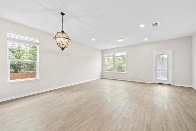 Building Photo - 7509 San Mirienda