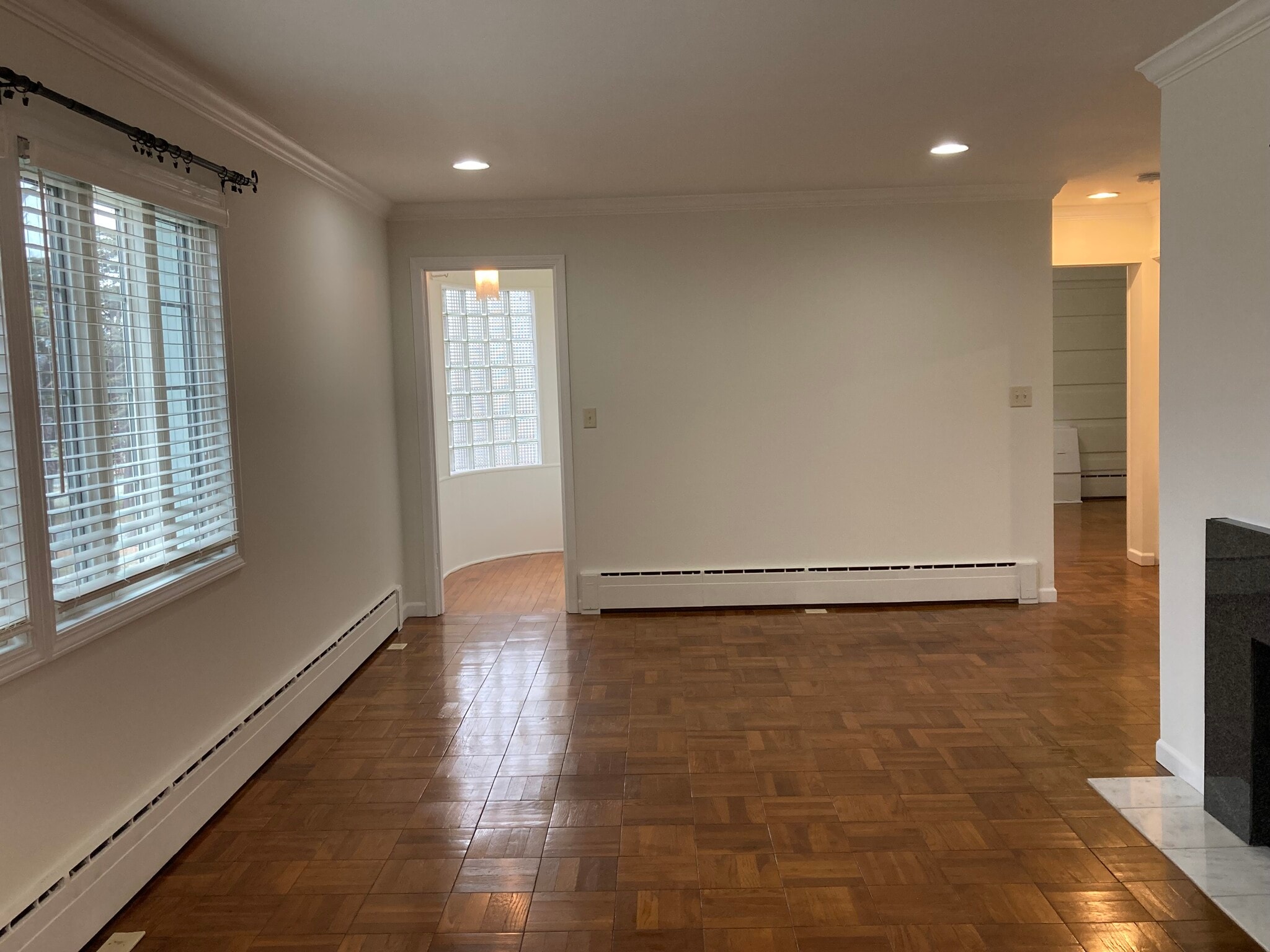 Building Photo - 6204 W Kimberly Rd