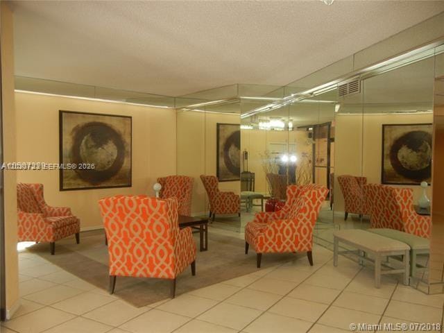 Building Photo - 1300 St Charles Pl