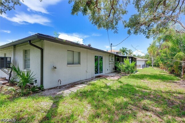 Building Photo - 27581 Imperial Shores Blvd
