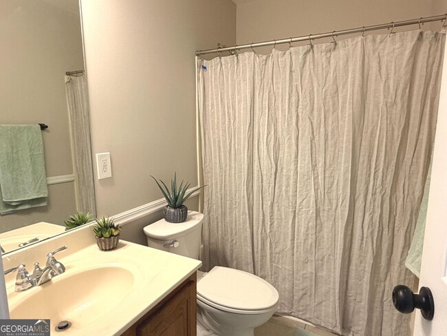 Building Photo - 303 Tamarac Trail