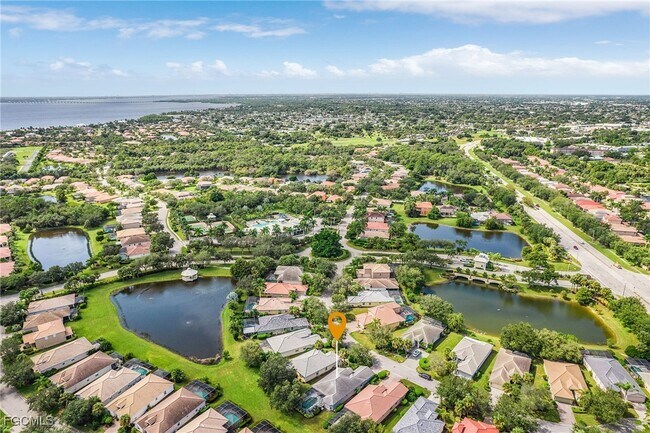 Building Photo - 13060 Sail Away St