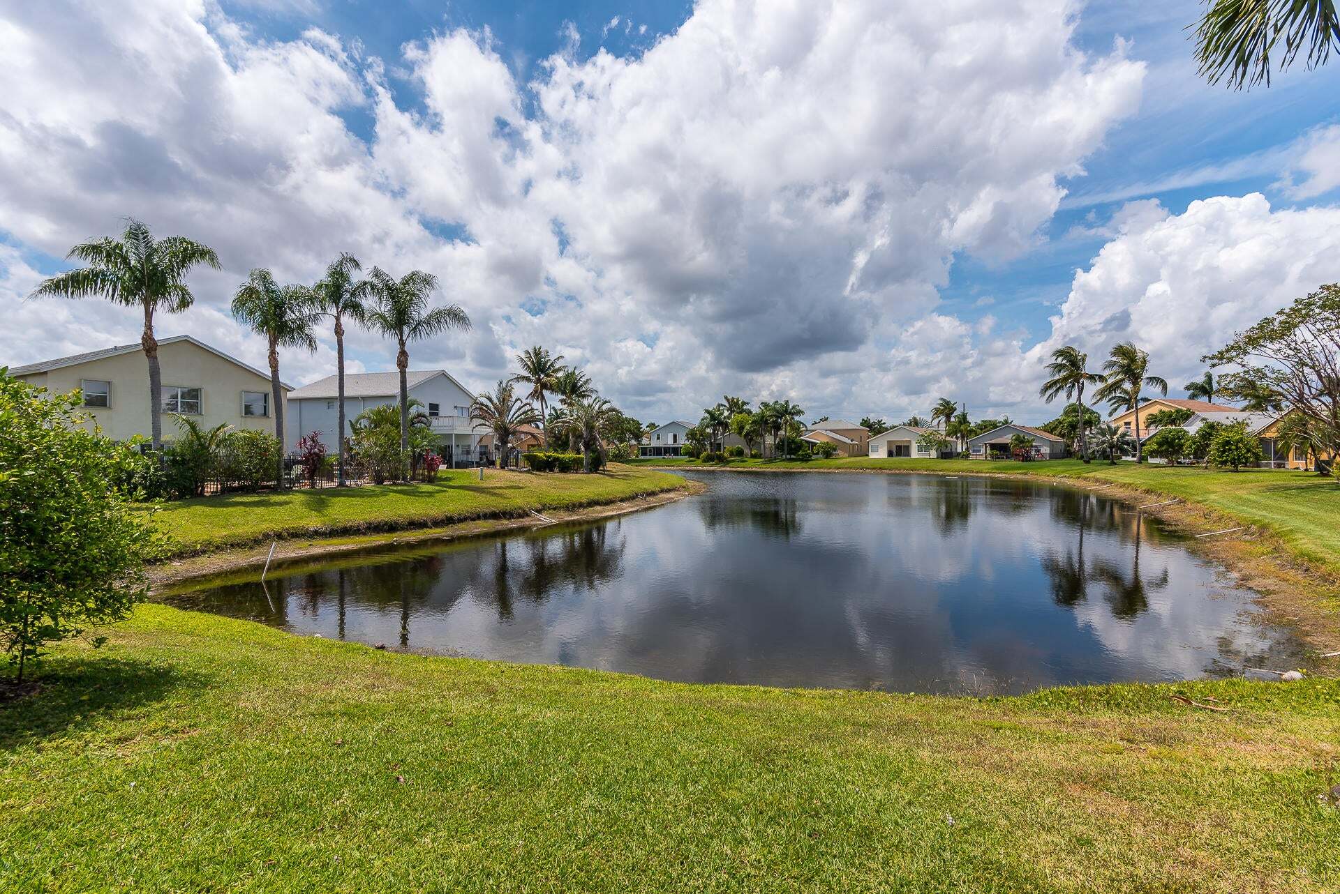 Building Photo - 8889 Odell Dr