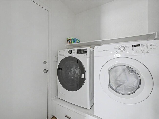 Building Photo - Spacious 3-Bedroom Home with Solar Panels, Open Layout & Community Pool Access