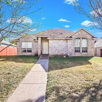Building Photo - 8040 Texridge Dr