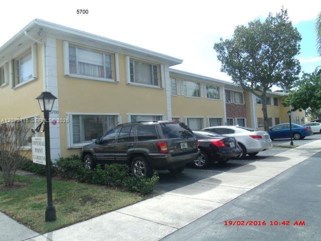 Building Photo - 2210 NE 56th Pl