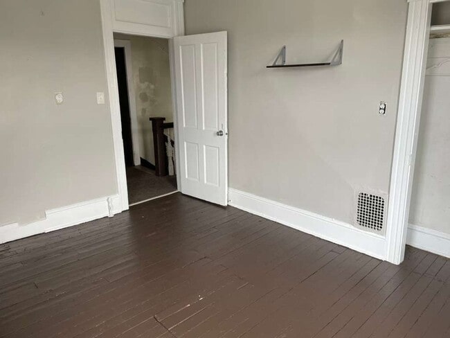 Building Photo - 436 Crawford Ave